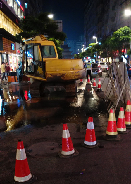 無(wú)懼風(fēng)雨搶修復(fù) 多方協(xié)助保供水