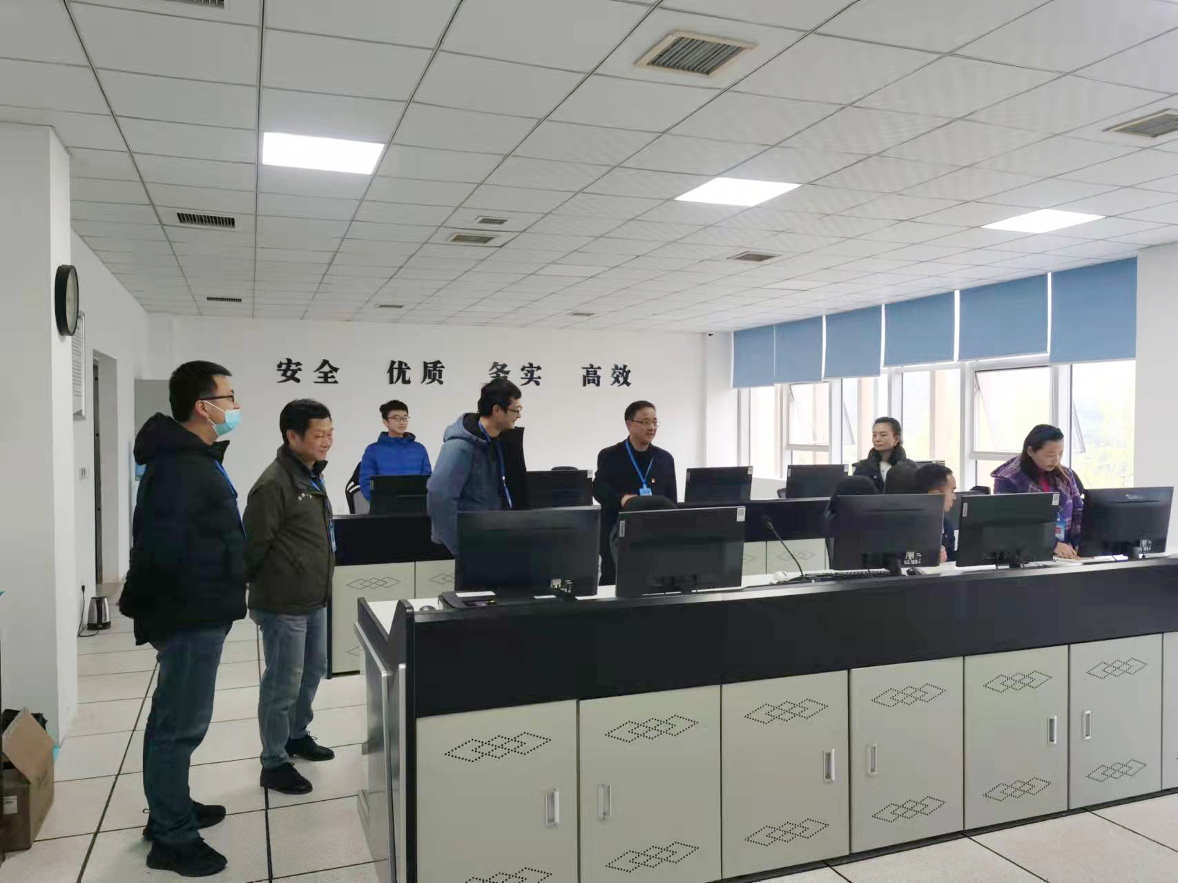 集團公司黨委書記、董事長周燕賓調(diào)研水廠安全生產(chǎn)等工作