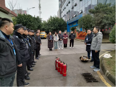 安全演練始于心  防范未然始于行——臨港公司電瓶車停車場起火應急演練